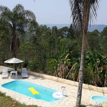 Villa Chacara Camargo Silva Mairiporã Exterior foto